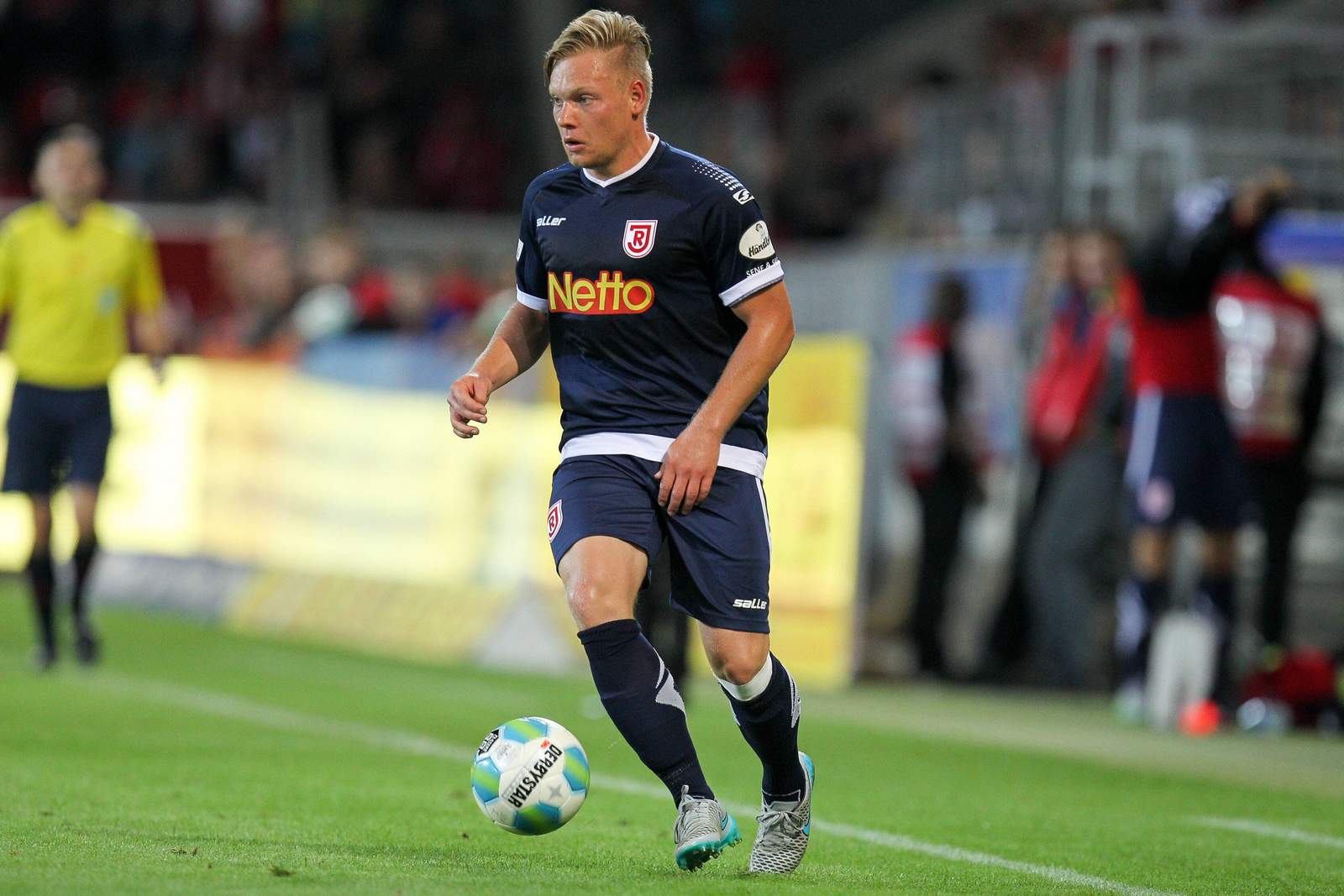 Trettenbach Jahn Regensburg Abgänge 3. Liga Fabian Trettenbach, hier noch im Trikot des SSV Jahn Regensburg.