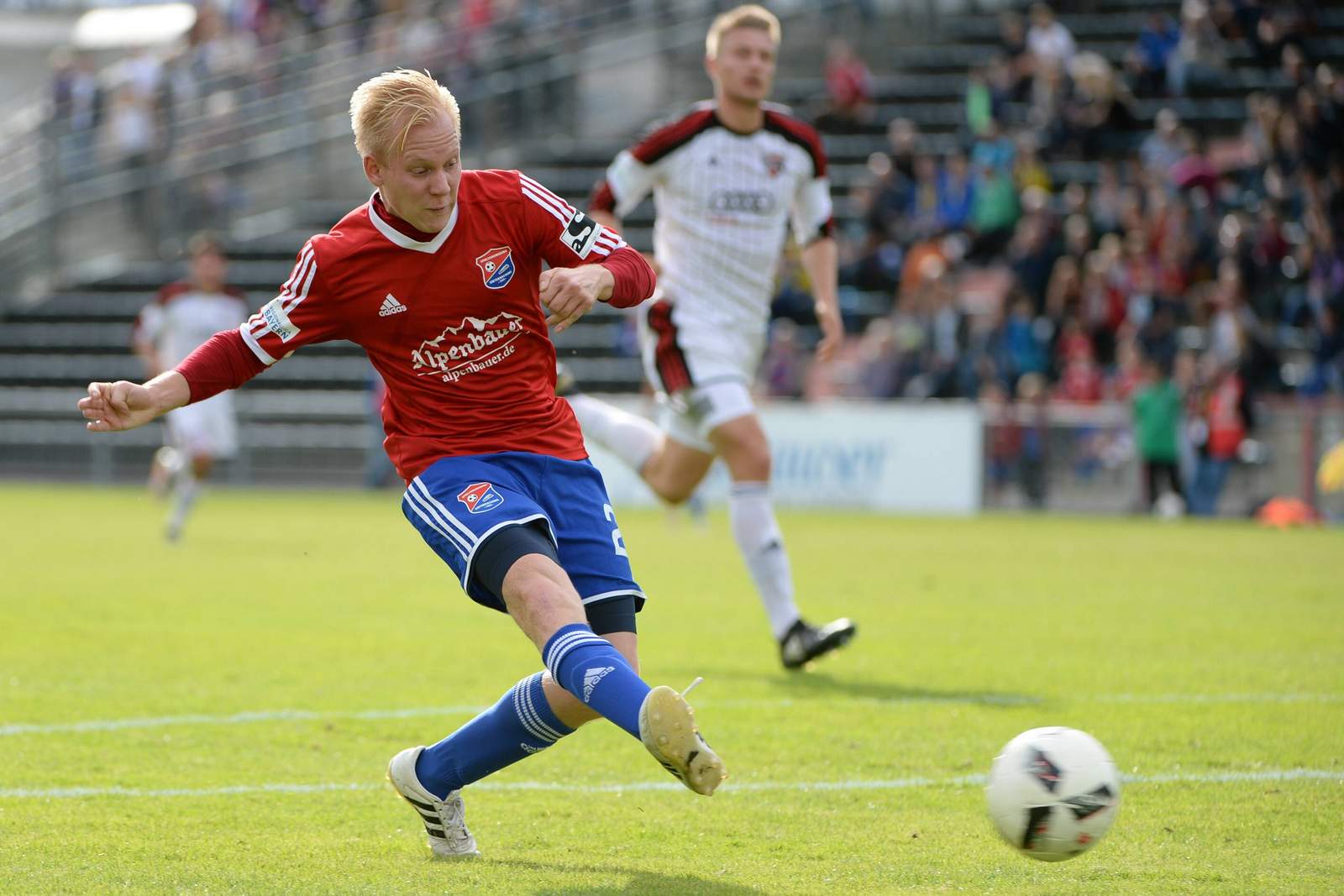 3. liga, spvgg unterhaching, sascha bigalke Unterhachings Sascha Bigalke beim Torschuss
