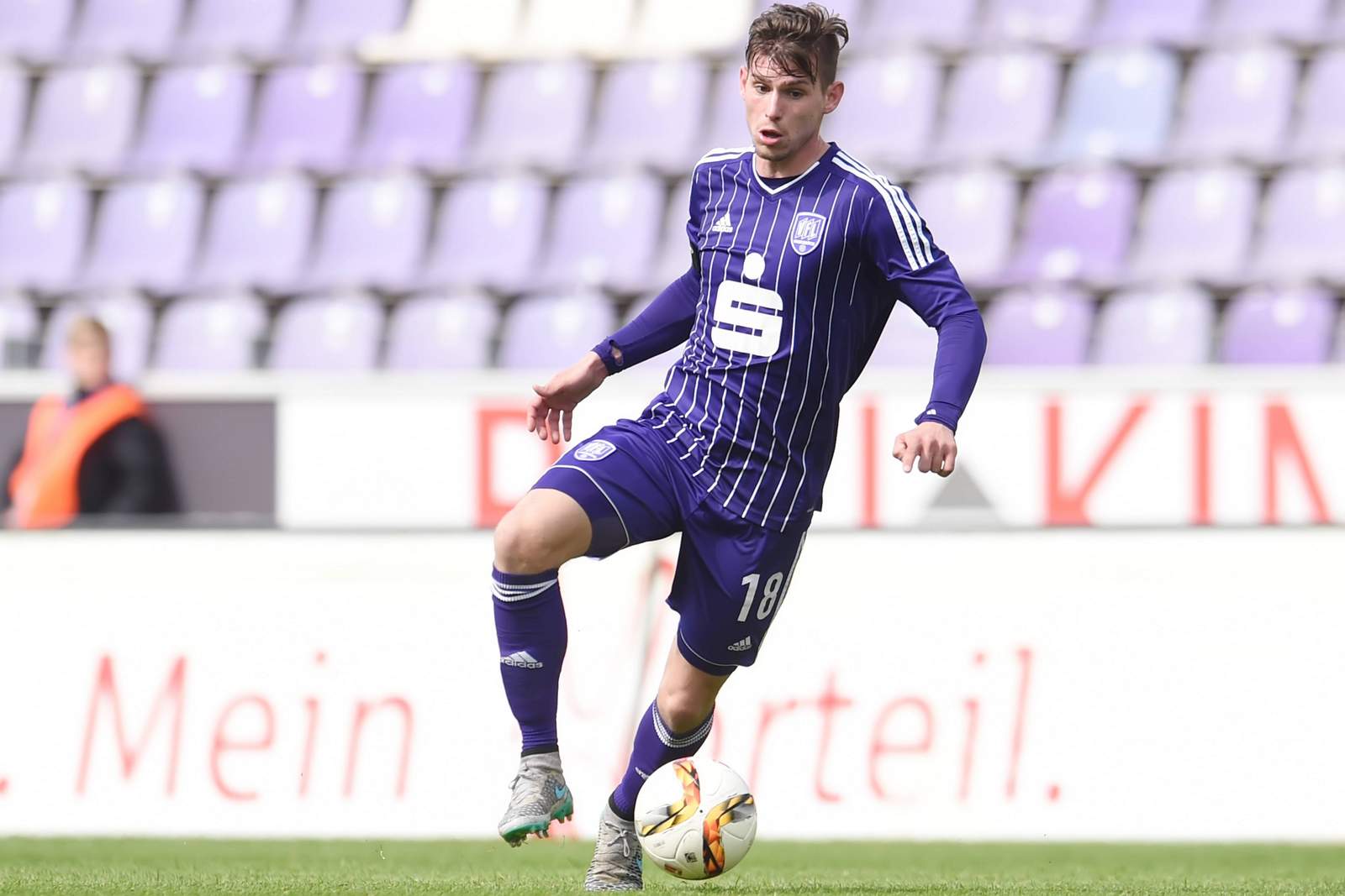 Kandziora Osnabrück USA Wechsel Transfer 3. Liga Marcel Kandziora im Trikot des VfL Osnabrück.