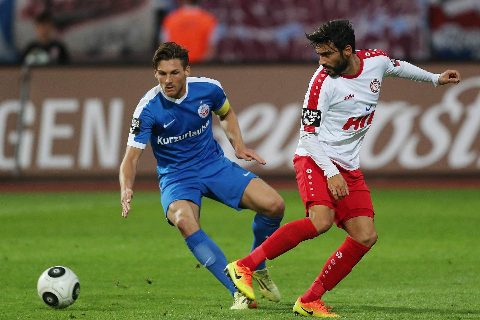 gardawski rostock alibaz fortuna köln 3.liga Michael Gardawski im Zweikampf mit Selcuk Alibaz