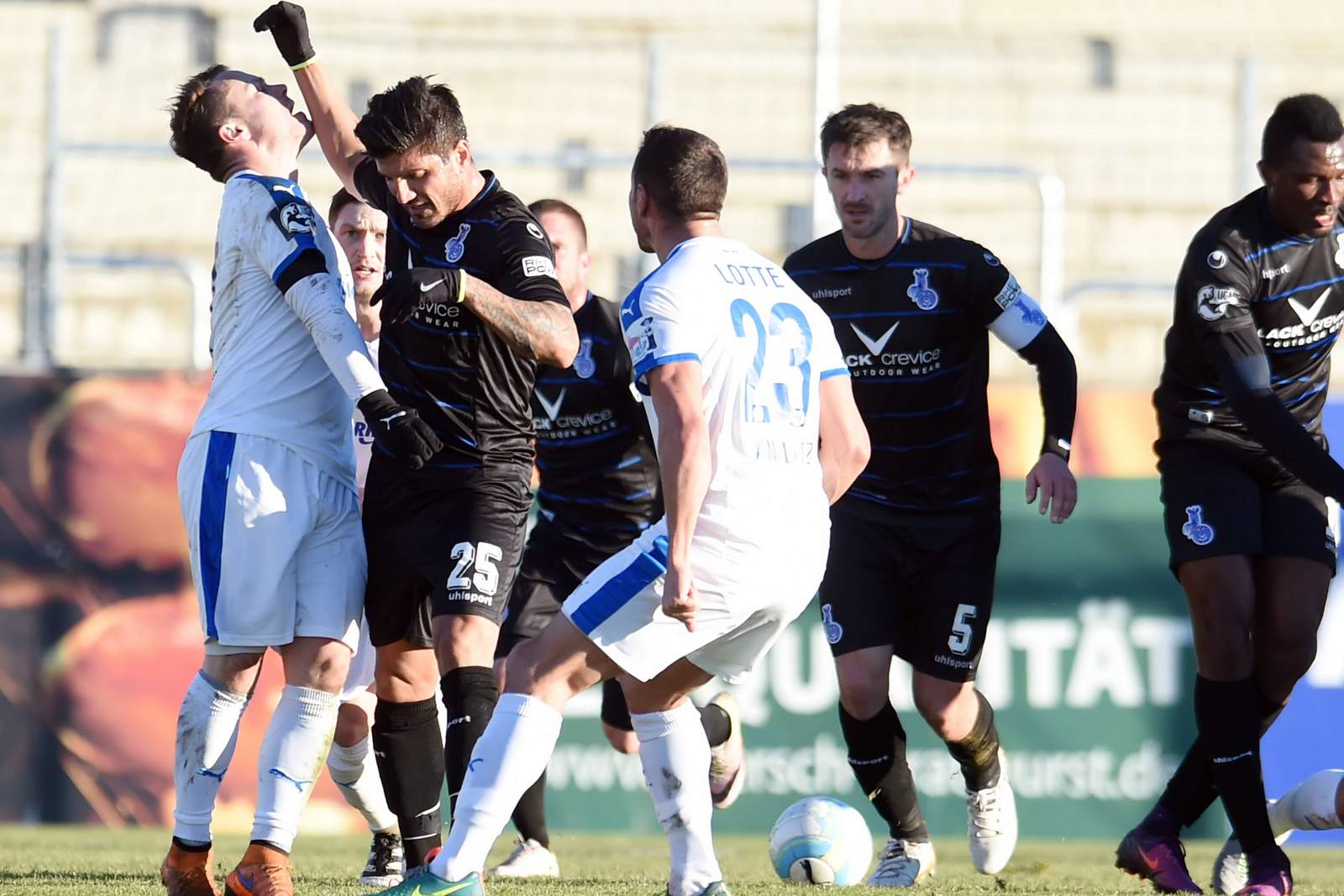 özbek duisburg lotte 3.liga Tätlichkeit von Baris Özbek gegen Lotte
