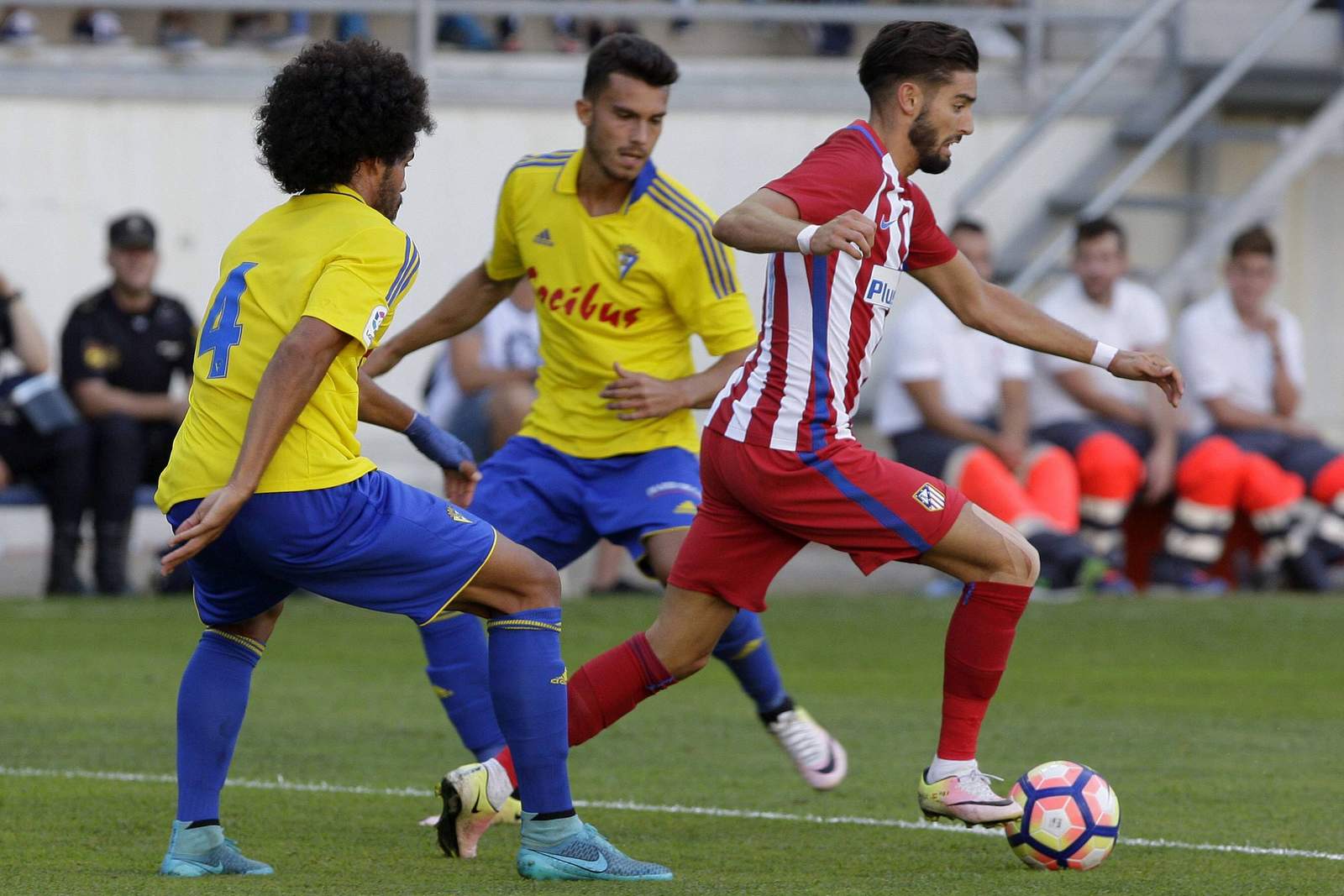 Hernandez Cadiz Magdeburg 3. Liga Ariadne Hernandez spielt aktuell beim FC Cadiz.