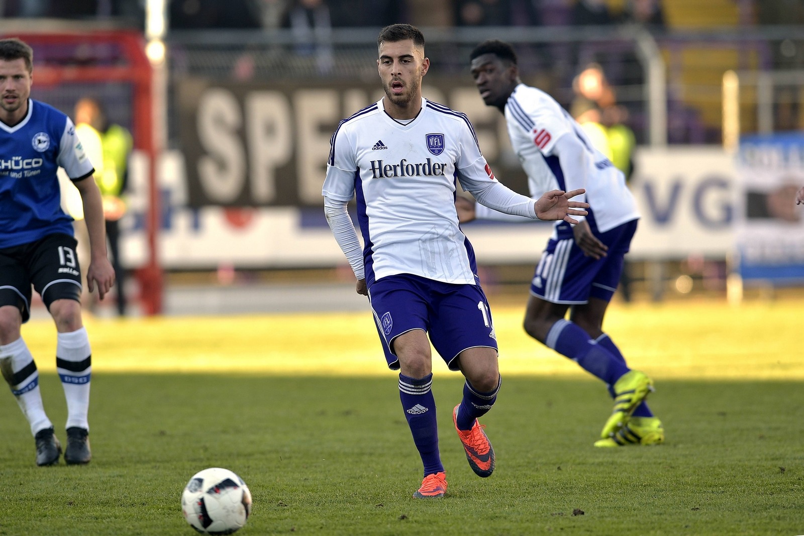 Rüzgar VfL Osnabrück 3.Liga Kemal Rüzgar, hier bei seinem Testspiel-Debüt gegen Arminia Bielefeld.