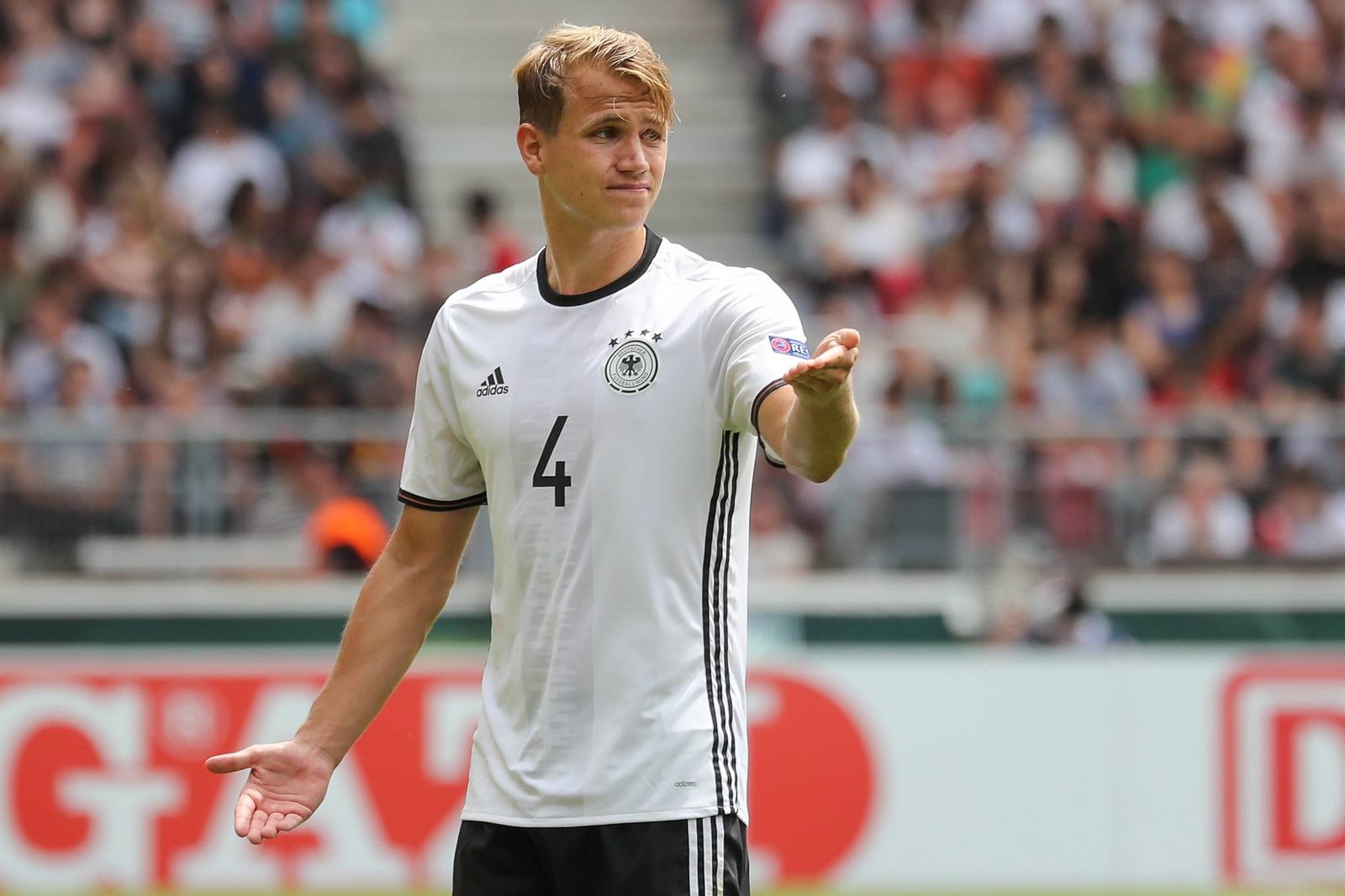 Lukas Boeder im Trikot der deutschen U19 Nationalmannschaft