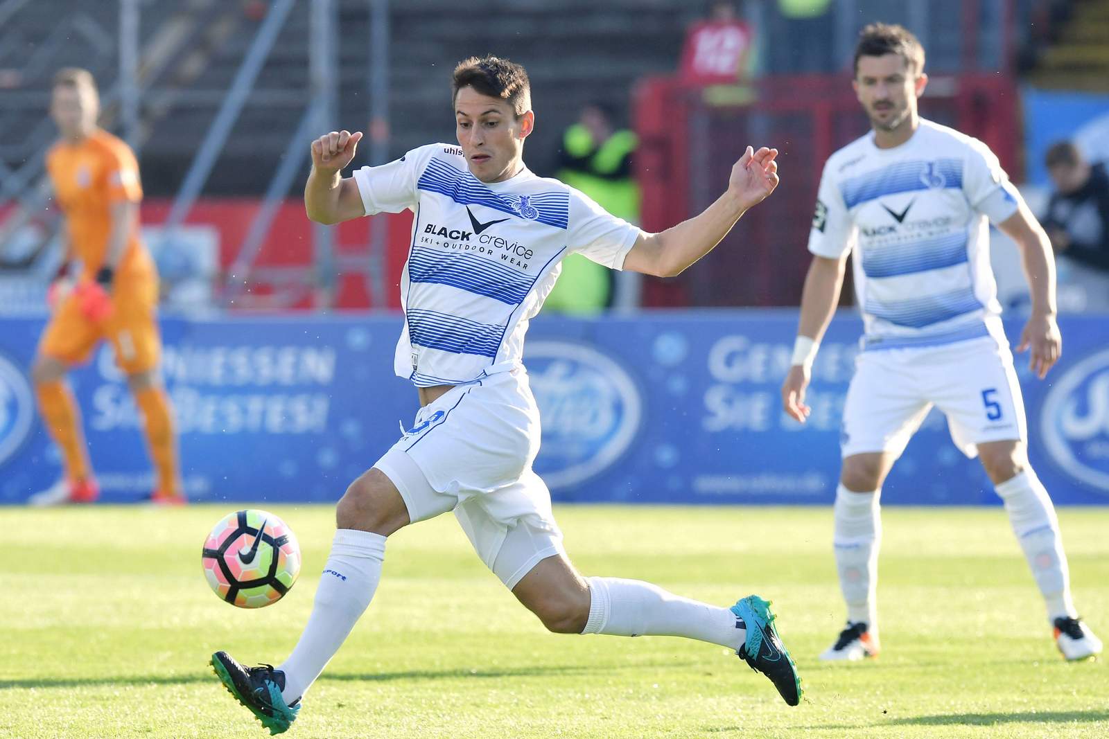 schnellhardt duisburg 3.liga Fabian Schnellhardt vom MSV Duisburg
