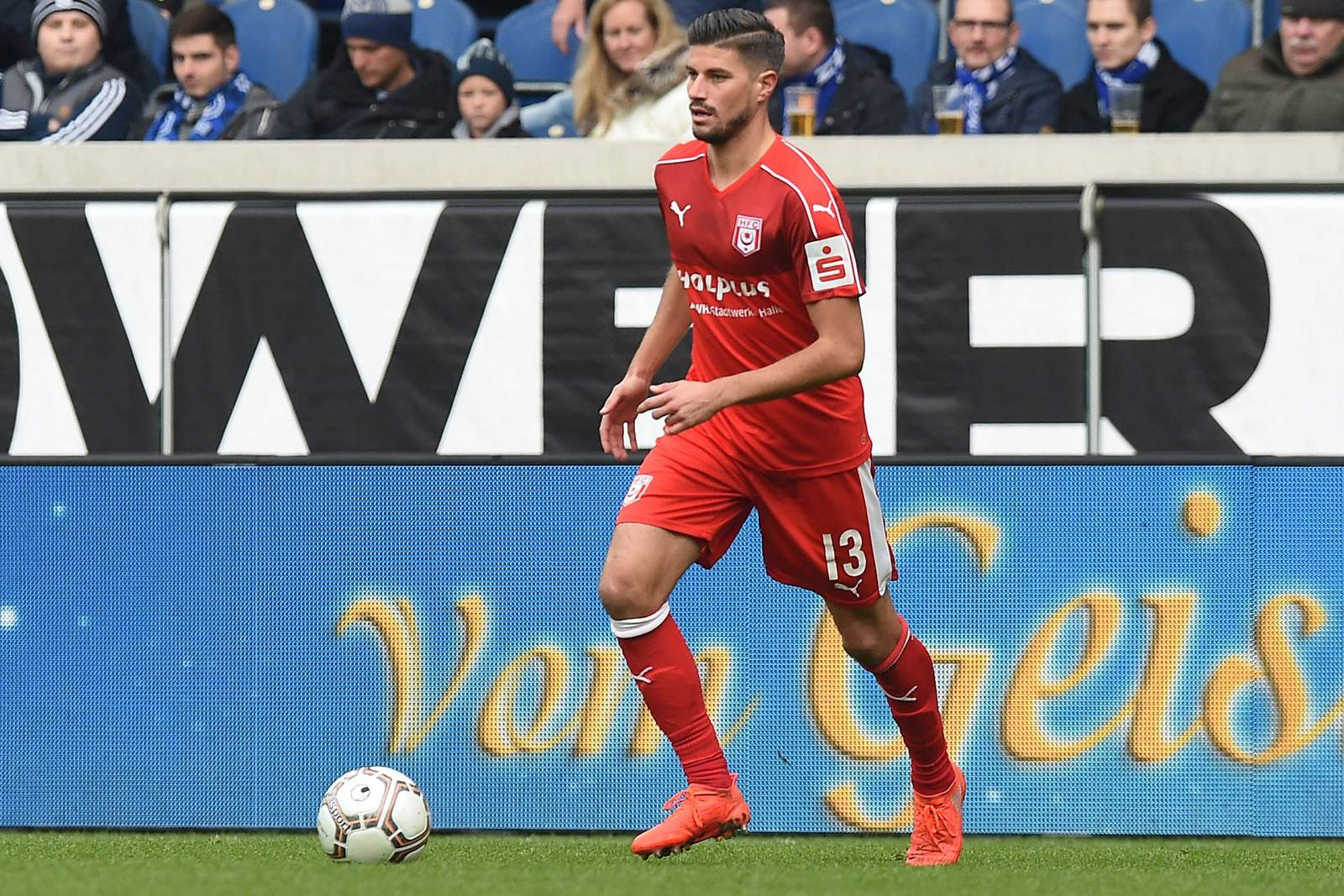 Kleineheismann Halle 3.Liga Stefan Kleineheismann, Abwehrchef des Halleschen FC.
