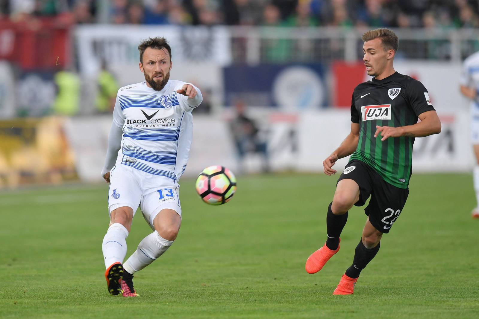 Janjic Tekerci Duisburg Münster 3.Liga Zlatko Janjic im Duell mit Sinan Tekerci. Jetzt auf MSV Duisburg gegen Preußen Münster wetten!