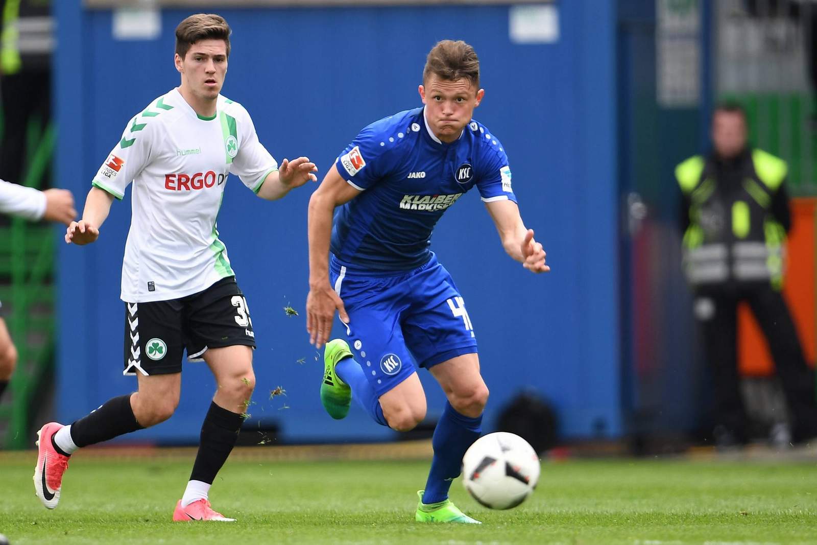 reese ksc 2.bundesliga Fabian Reese vom KSC