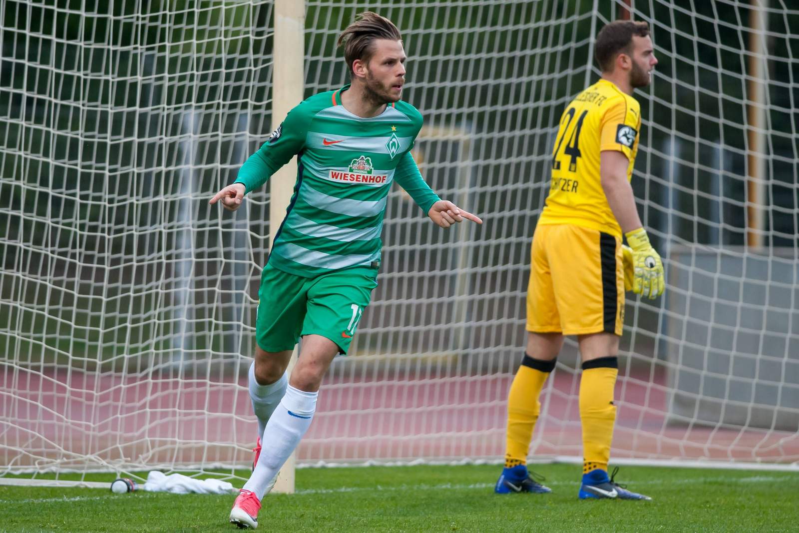 eilers werder bremen 3.liga Justin Eilers jubelt nach Tor für Werder Bremen