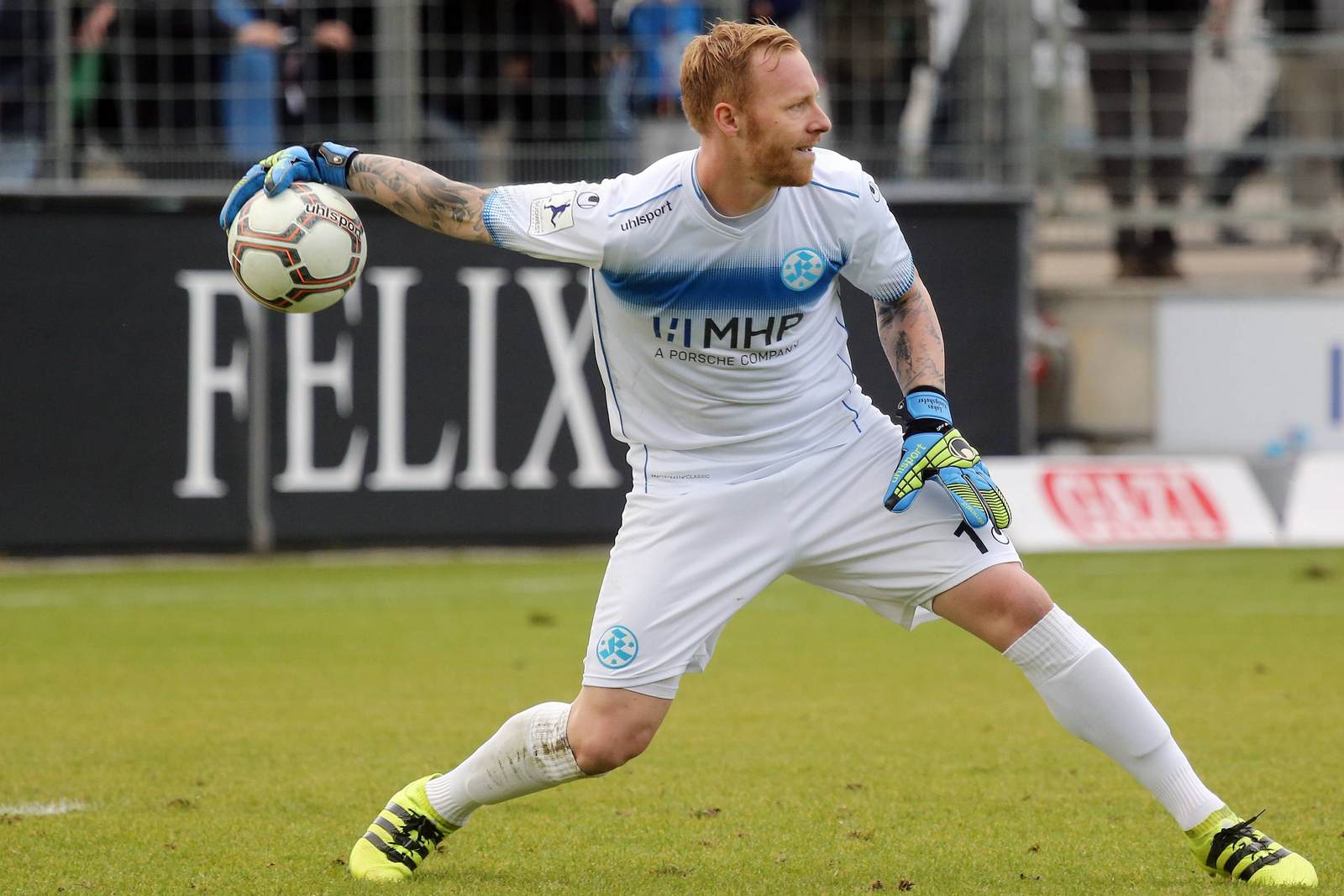 3. Liga Stuttgart HFC Unterhaching Lukas Königshofer Lukas Königshofer, hier noch im Trikot der Stuttgarter Kickers