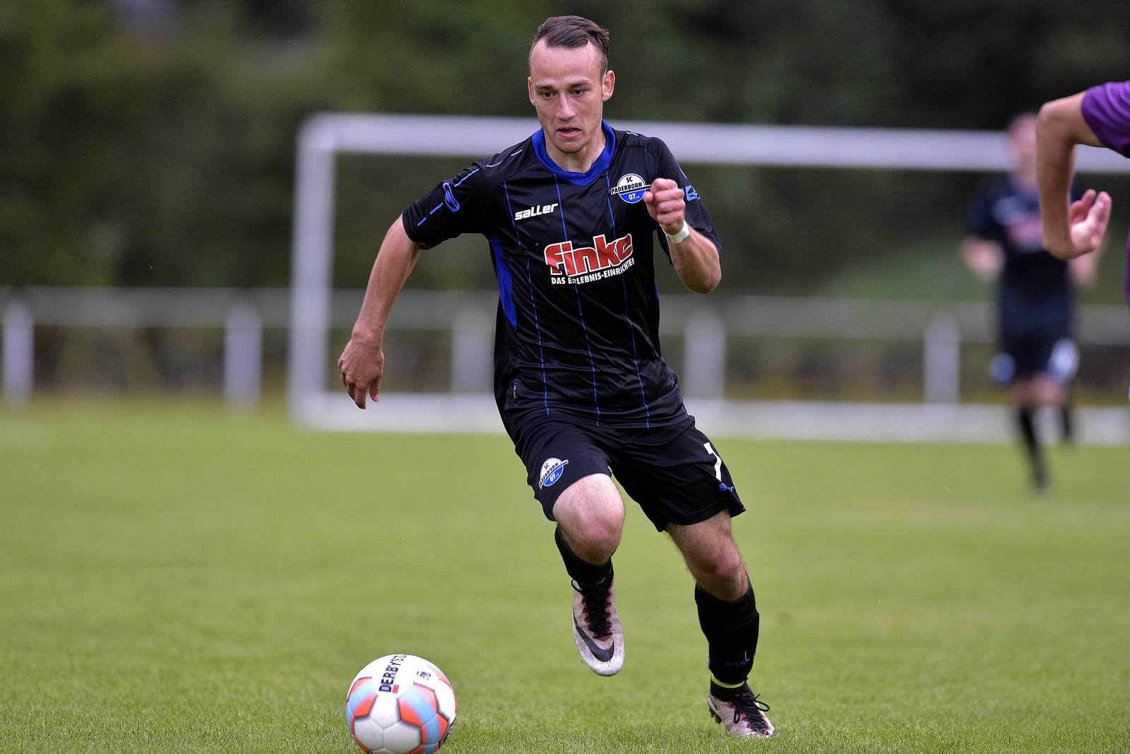 timo mauer, sc paderborn, 3. liga Timo Mauer vom SCP am Ball