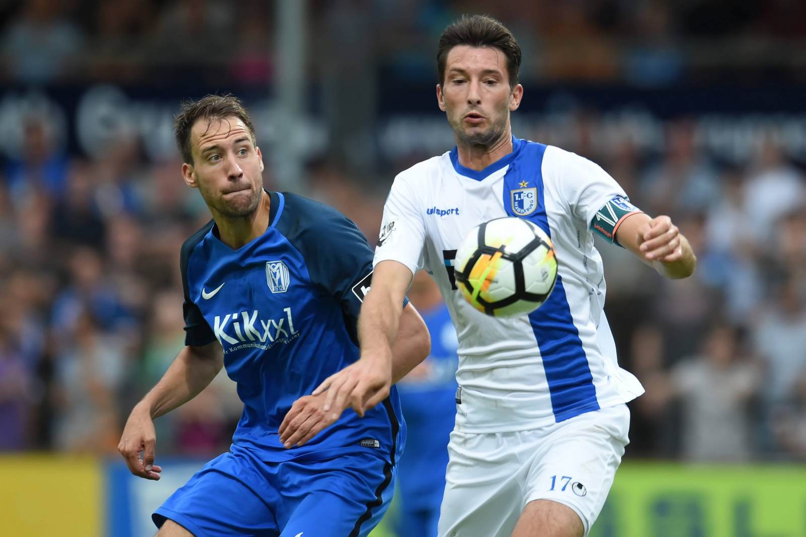 marius sowislo, steffen puttkammer, sv meppen, 1. fc magdeburg, 3. liga Steffen Puttkammer im Duell mit Marius Sowislo. Jetzt auf die Partie Magdeburg gegen Meppen wetten