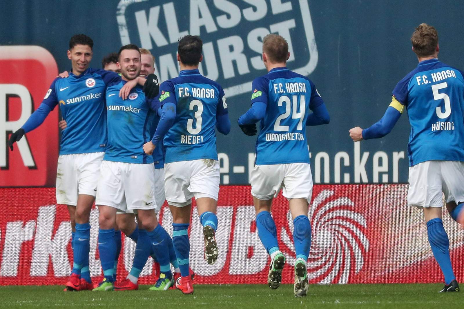 hansa rostock 3.liga würzburg Hansa Rostock jubelt nach Tor gegen Würzburger Kickers