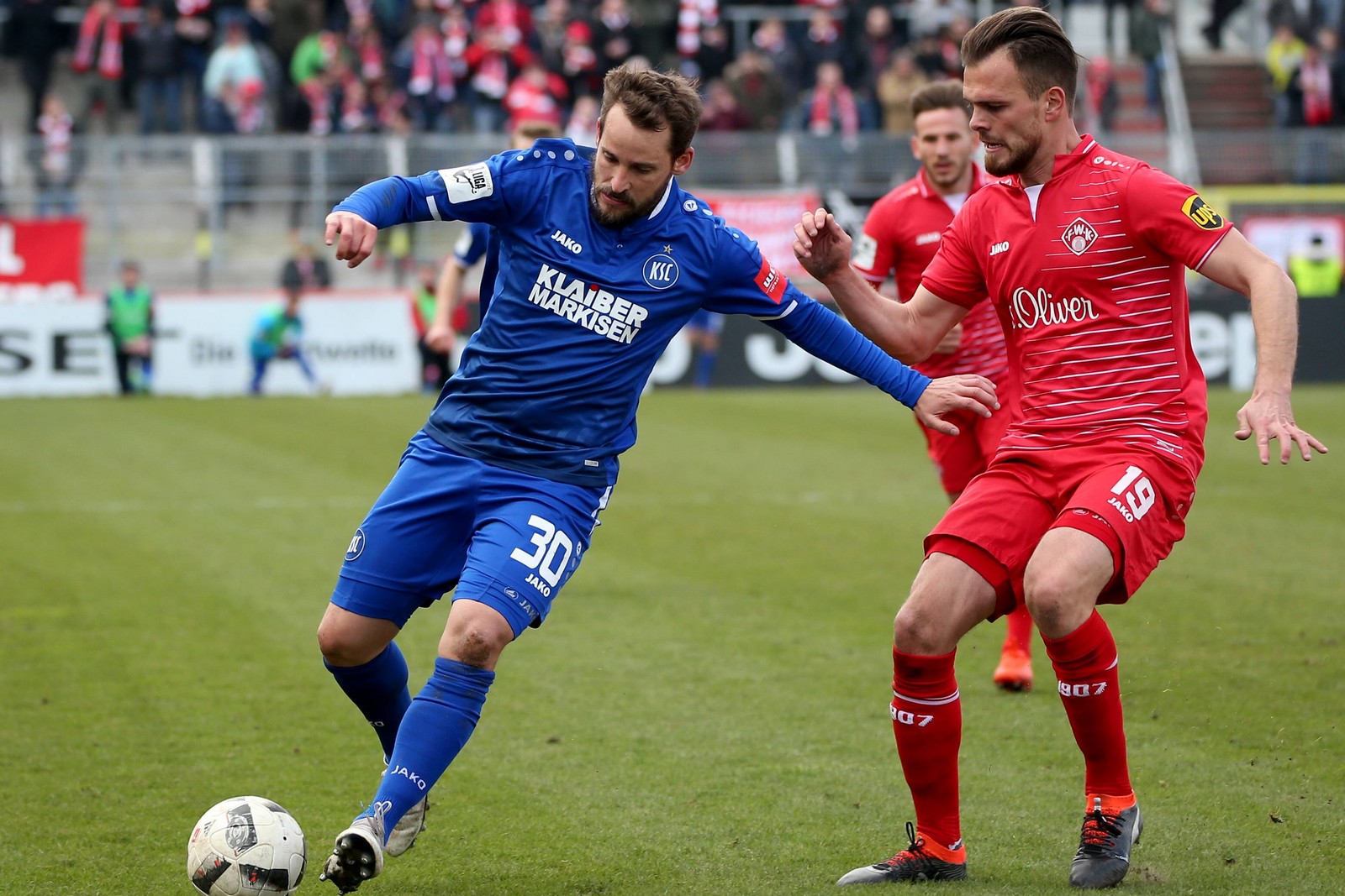 Fink, Karlsruhe, Ademi, Würzburg, 3. Liga Anton Fink vom KSC gegen Orhan Ademi von den Würzburger Kickers