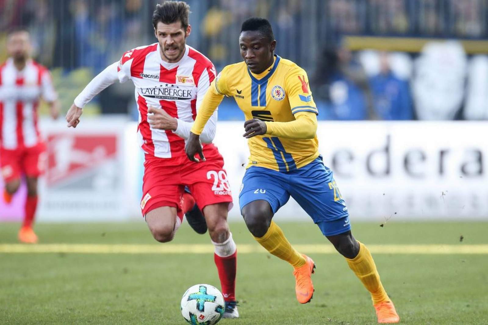 3. Liga, Eintracht Braunschweig, Suleimann Abdullahi Suleiman Abdullahi läuft in der Saison 2018/19 gemeinsam mit Christopher Trimmel auf.