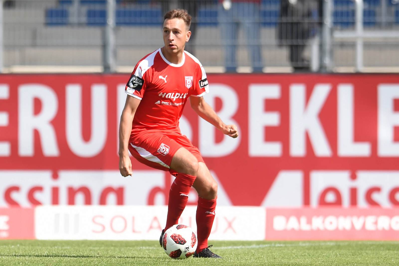 fynn arkenberg, hallescher fc, hfc, 3. liga Fynn Arkenberg im Trikot des Halleschen FC