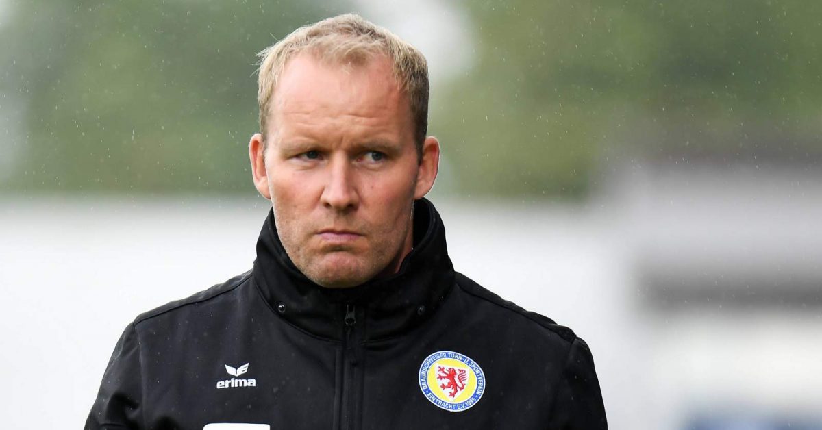 Eintracht Braunschweig Trainer Eintracht Braunschweig Trainer