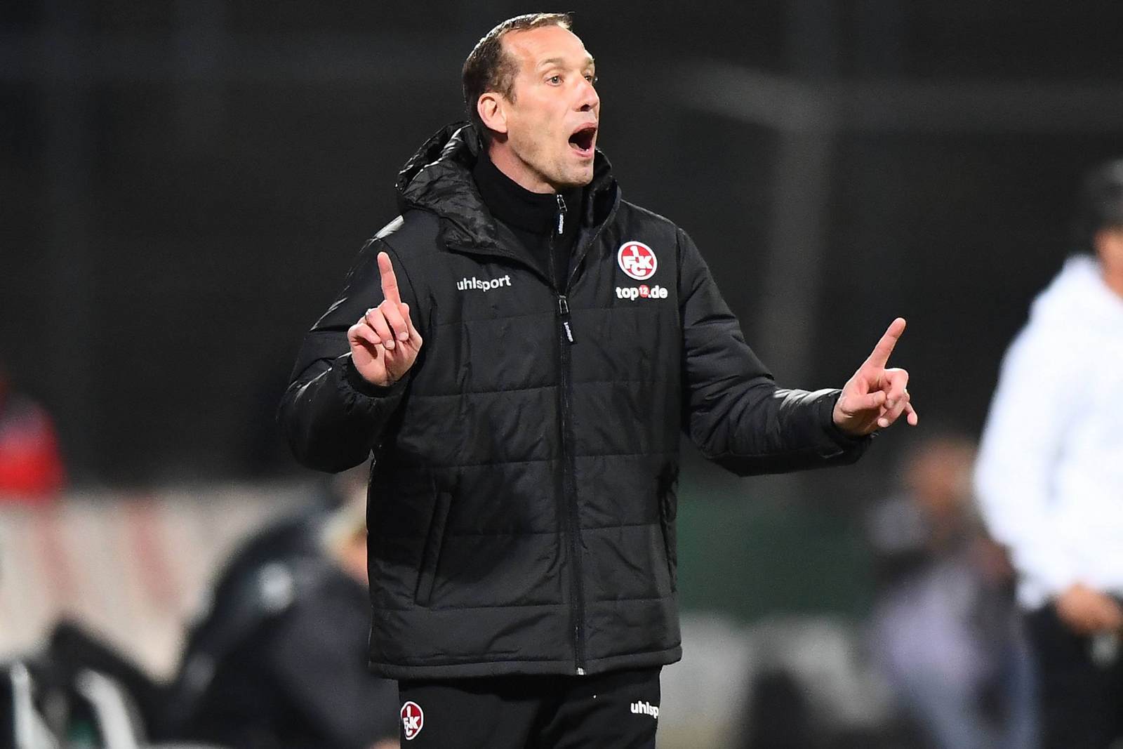 jeff strasser, 1 fc kaiserslautern, 2. bundesliga Jeff Strasser an der Seitenlinie für den 1. FC Kaiserslautern