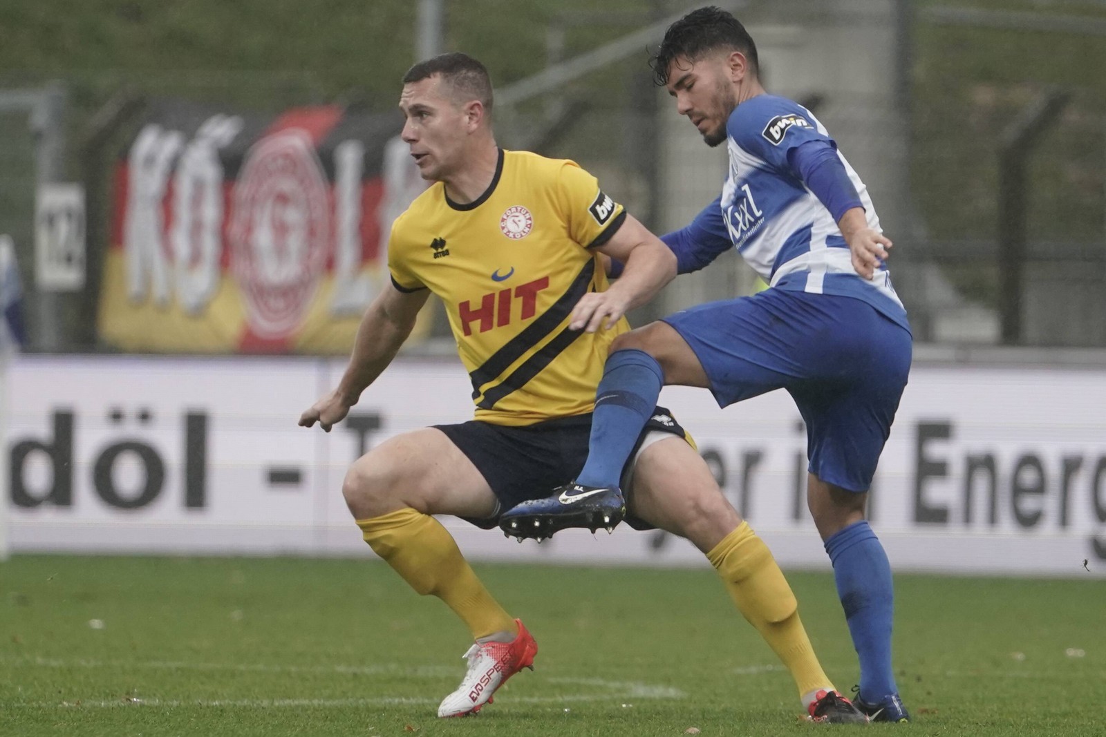 Bröker, fortuna köln, amin, sv meppen, 3. liga Thomas Bröker von Fortuna Köln gegen Hassan Amin vom SV Meppen