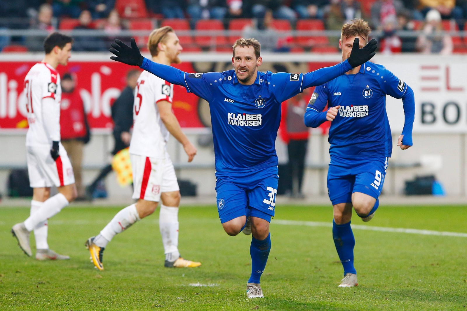 3. liga, karlsruher sc, anton fink Das Sturm-Duo Anton Fink und Marvin Pourié hat bereits 20 Saisontore erzielt.