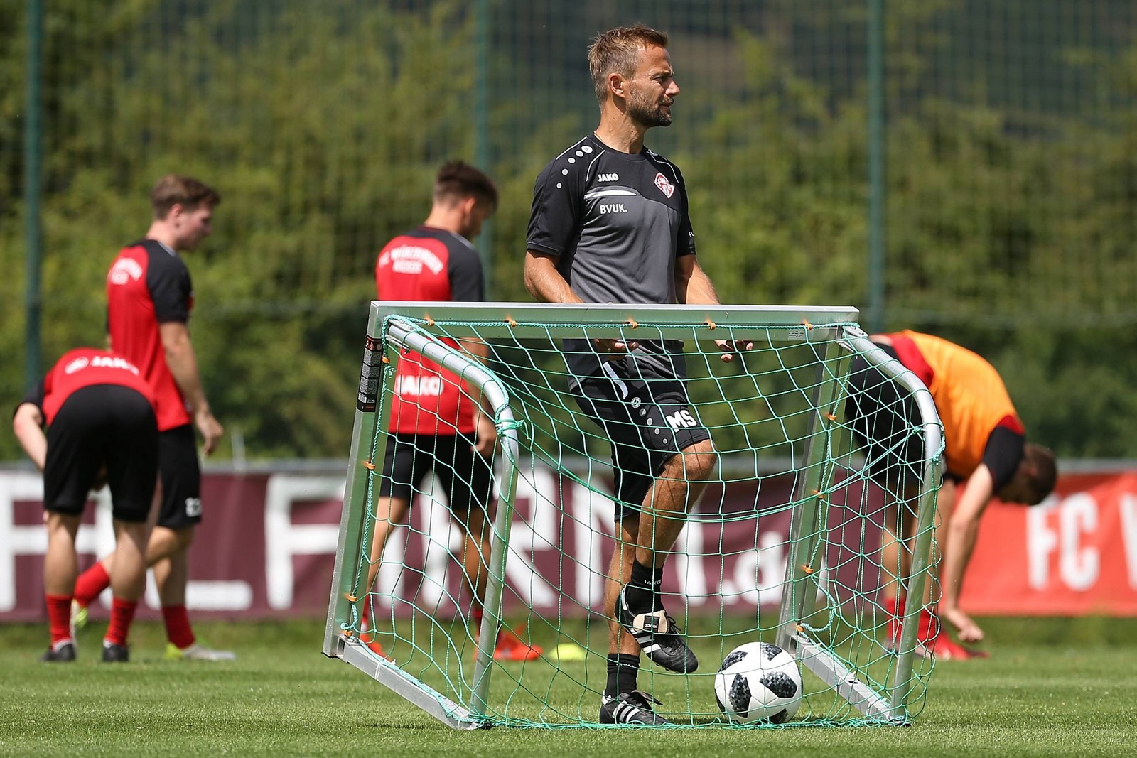3. liga, würzburger kickers, michael schiele Michael Schiele im Training der Kickers.