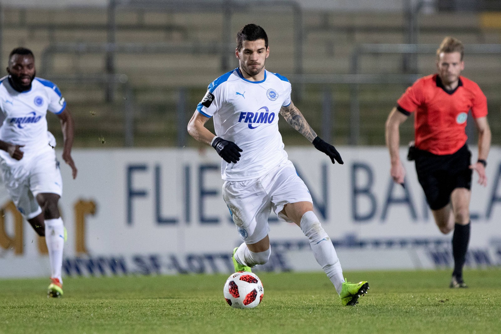 3. liga, sportfreunde lotte, toni jovic Toni Jovic (m.) im Spiel gegen Preußen Münster.
