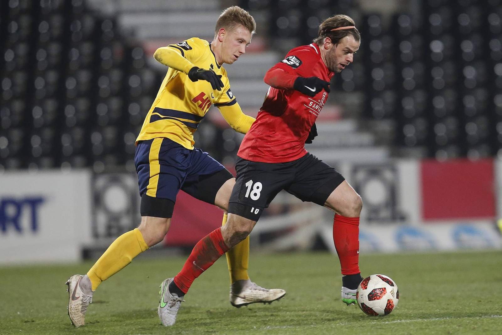brandenburger fortuna röttger großaspach 3.liga Zweikampf zwischen Timo Röttger und Nico Brandenburger