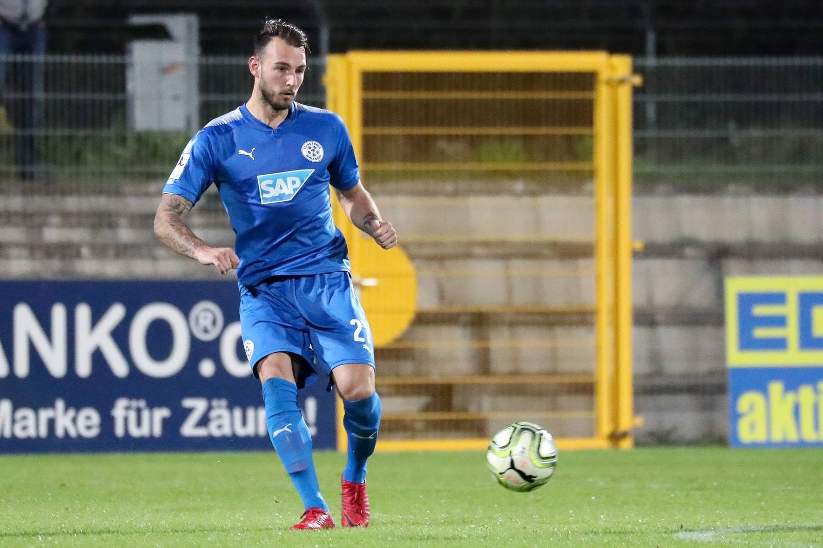 müller walldorf regionalliga Max Müller von Astoria Walldorf