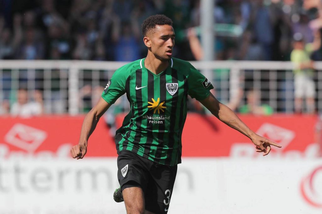 VfB Lübeck Cyrill Akono vor Rückkehr an die Lohmühle