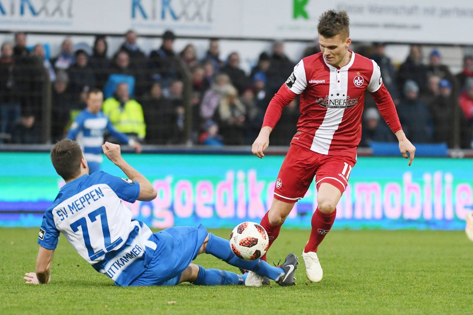 sv meppen, steffen puttkammer, 1 fc kaiserslautern, florian pick, 3. liga Steffen Puttkammer grätscht gegen Florian Pick
