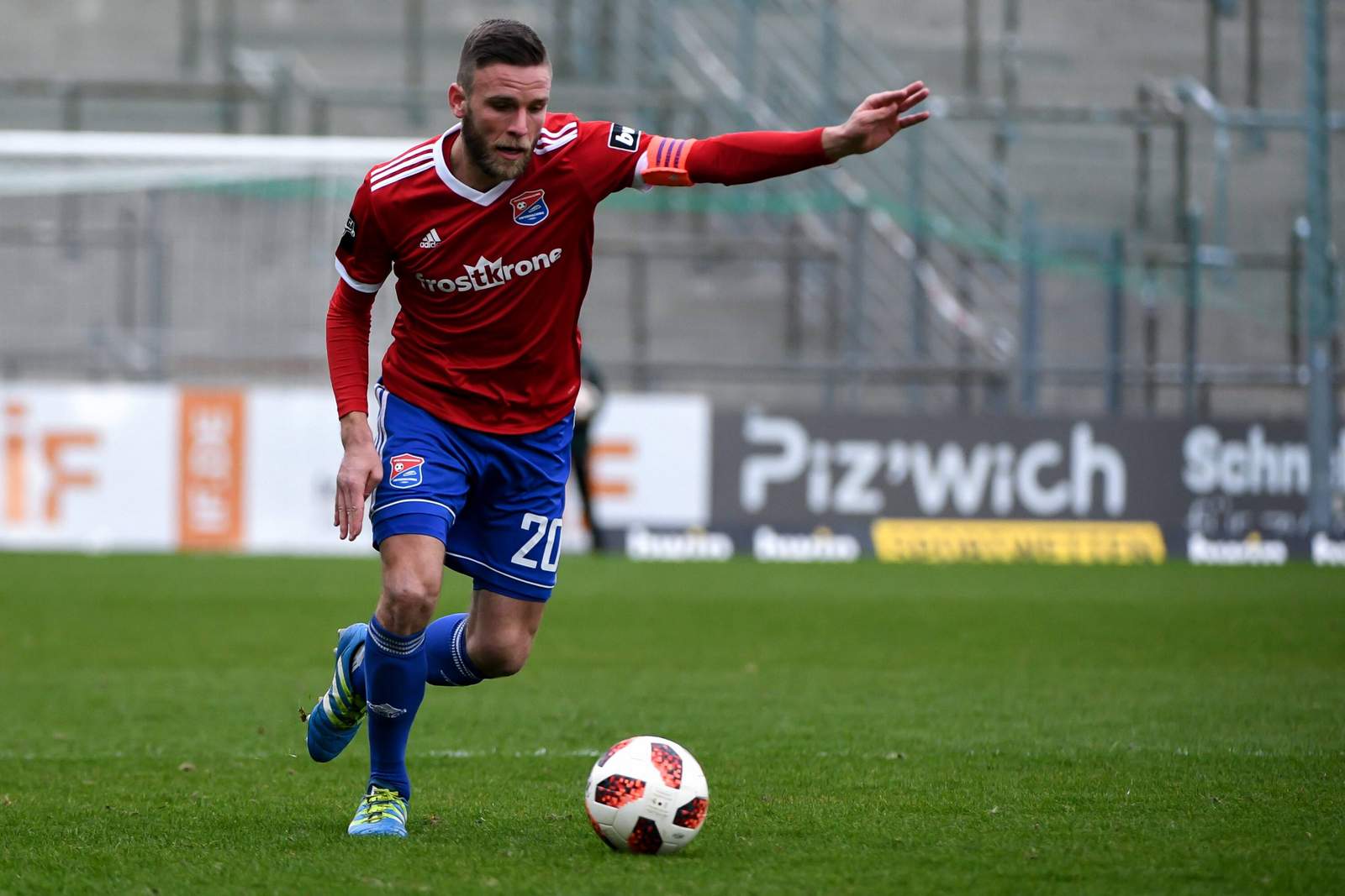 3. liga, spvgg unterhaching, dominik stahl Dominik Stahl im Spiel gegen Meppen.