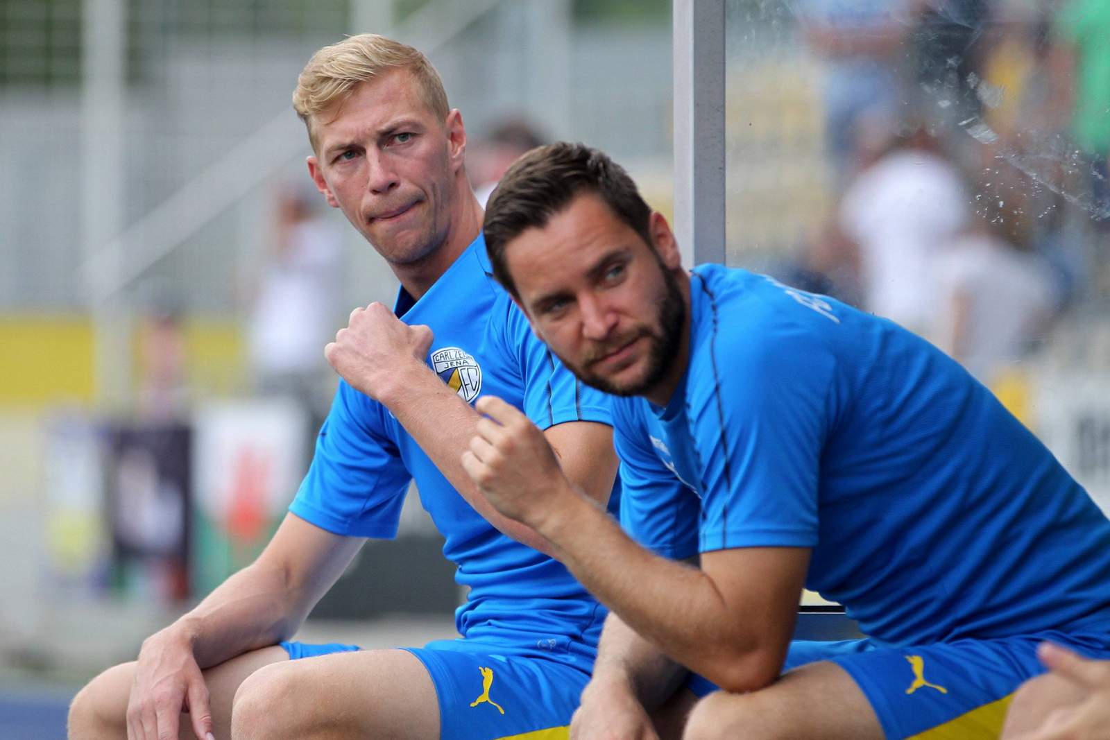 3. liga, carl zeiss jena, soeren eismann, matthias kuehne Sören Eismann (l.) und Matthias Kühne auf der Bank.