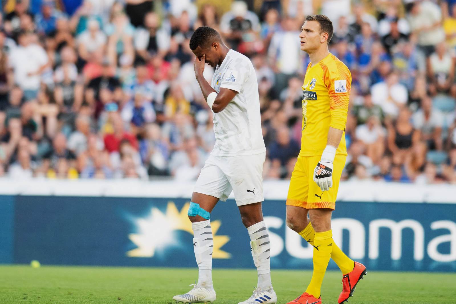 marian sarr, carl zeiss jena, 3. liga Marian Sarr enttäuscht nach dem 1:2 gegen Ingolstadt