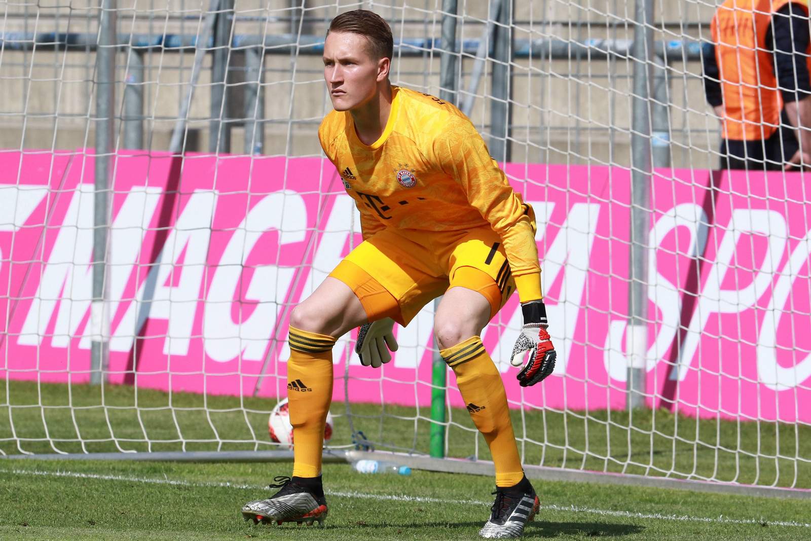3. liga, fc bayern u23, ron-thorben hoffmann Ron-Thorben Hoffmann im Tor.