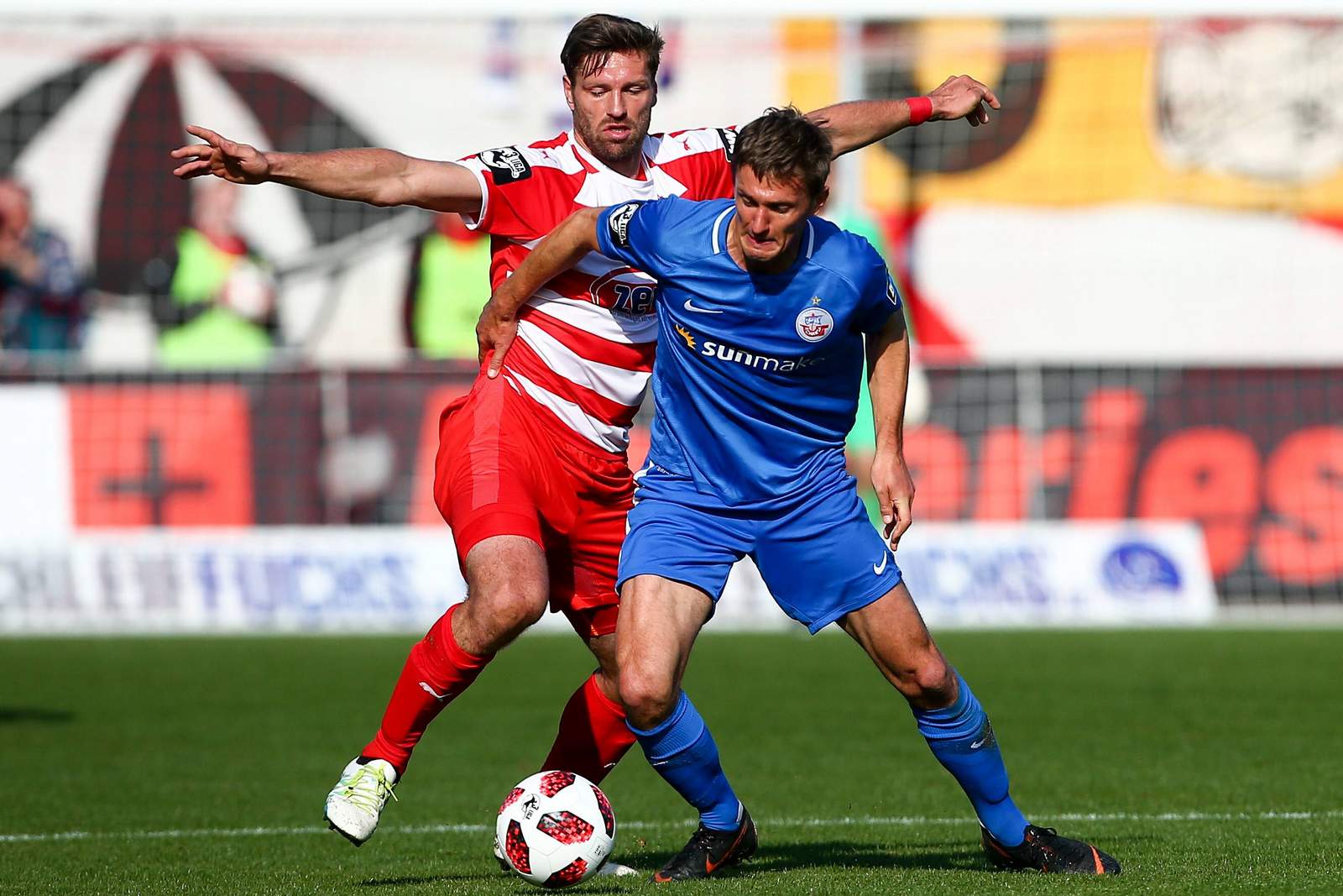 Kai Bülow, Hansa, Ronny König, FSV Zwickau, 3. liga Kai Bülow von Hansa Rostock gegen Ronny König vom FSV Zwickau