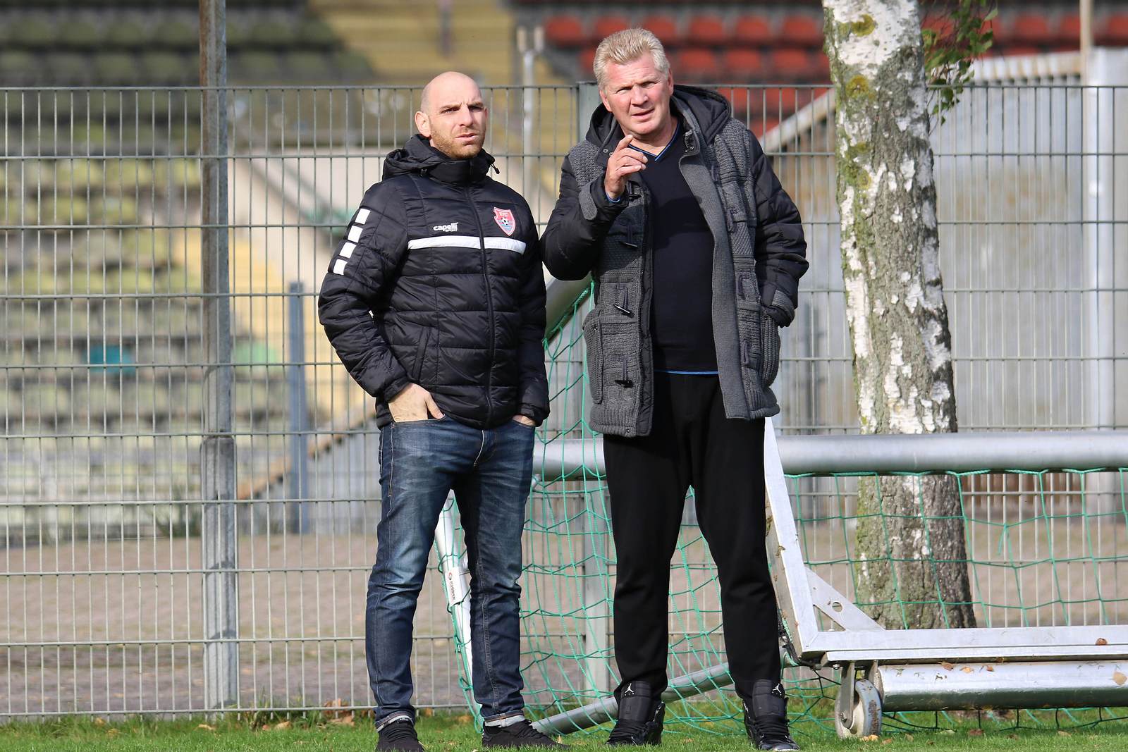 nikolas weinhart, stefan effenberg, kfc uerdingen, 3. liga Nikolas Weinhart und Stefan Effenberg an der Seitenlinie