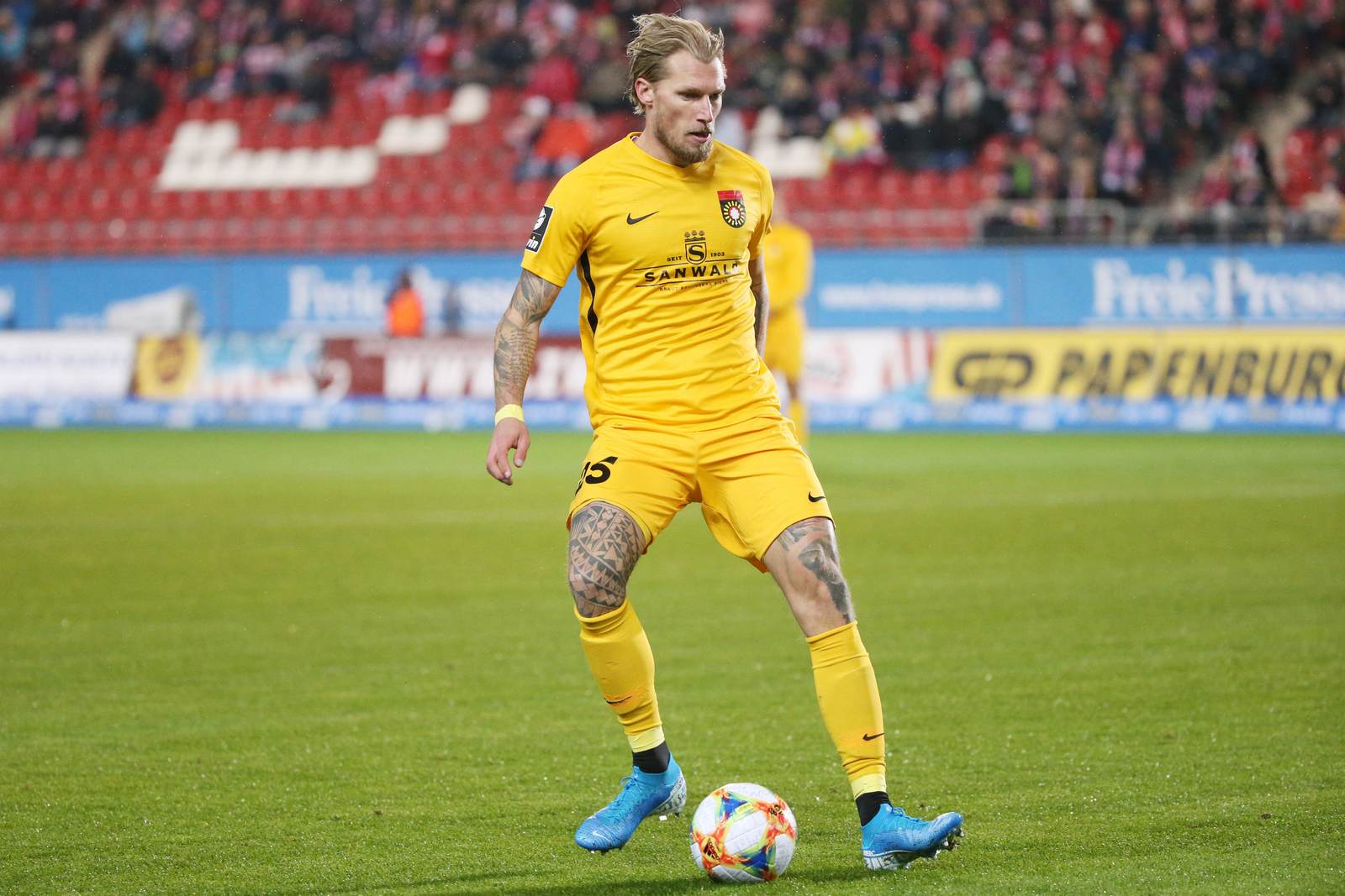 kai gehring, sonnenhof großaspach, 3. liga Kai Gehring am Ball für Sonnenhof Großaspach