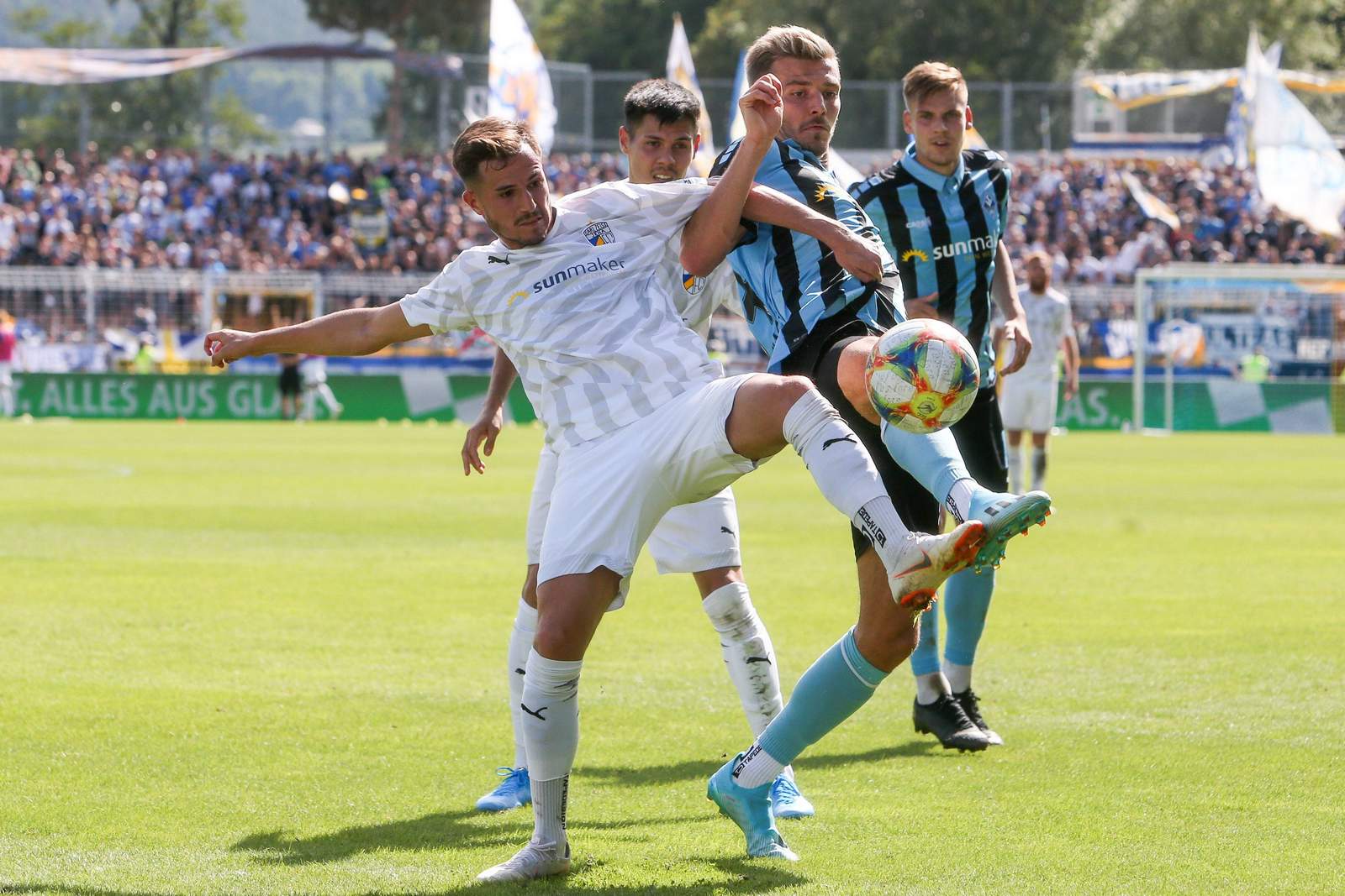 3. liga, carl zeiss jena, daniele gabnriele, waldhof mannheim, maurice deville Daniele Gabriele von Jena gegen Mannheims Maurice Deville.
