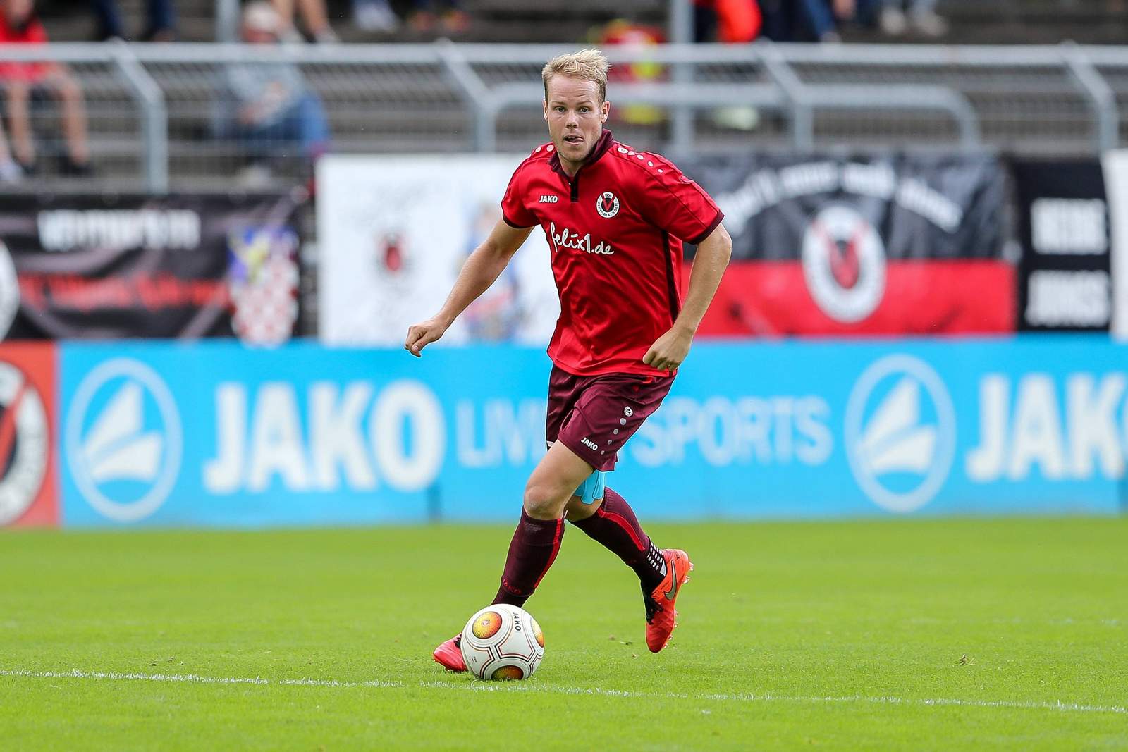 viktoria köln, lukas nottbeck Lukas Nottbeck im Spiel gegen Mönchengladbach II.