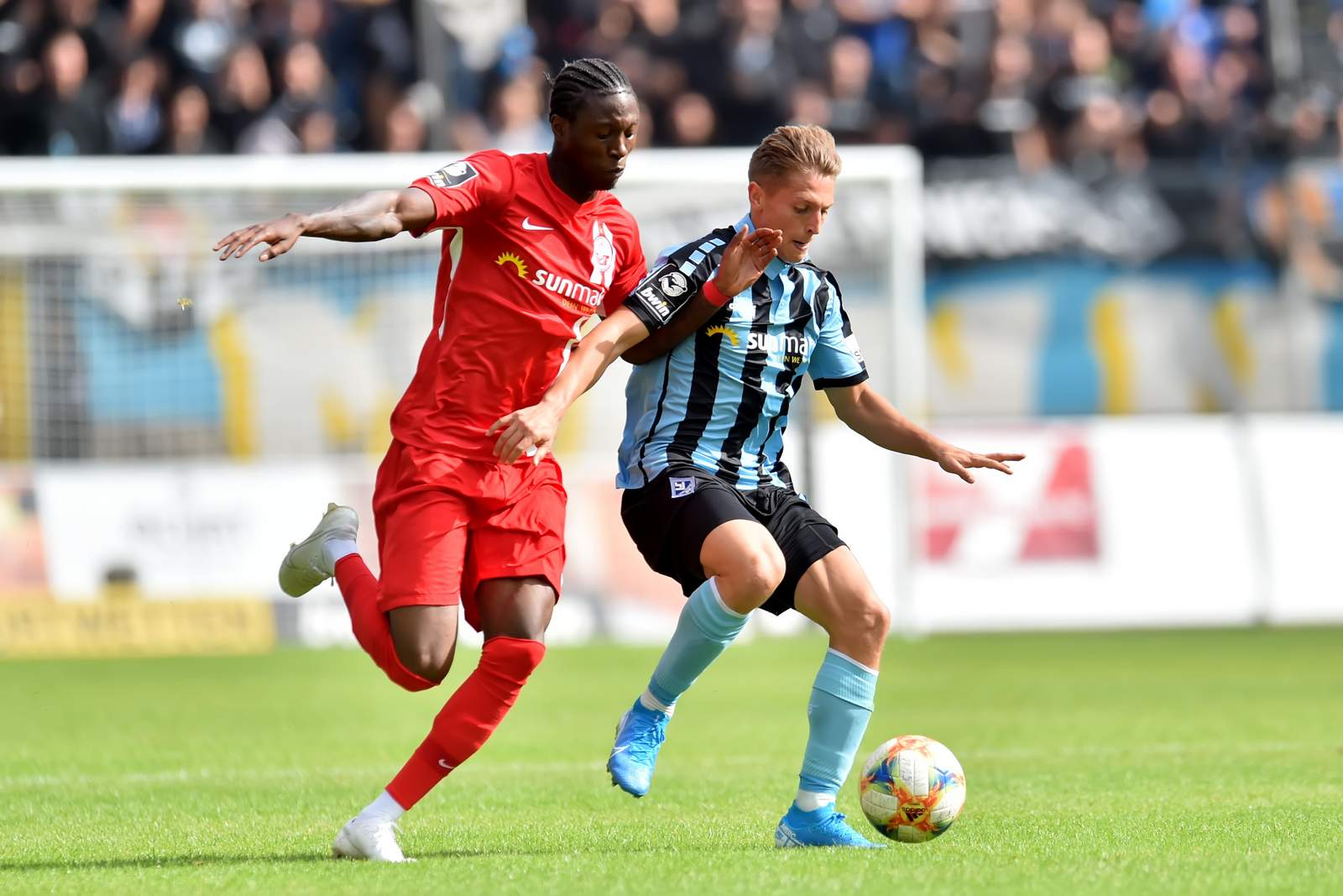 aaron opoku, jan hendrik marx, waldhof mannheim, hansa rostock, 3. liga Aaron Opoku gegen Jan Hendrik Marx