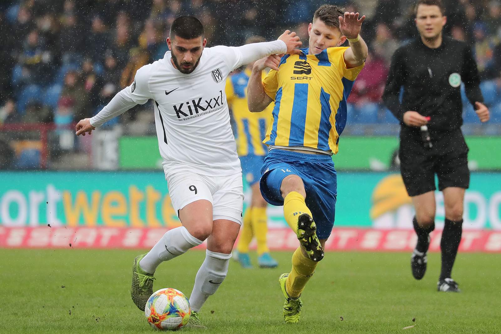 Denis Undav, SV Meppen, Robin Becker, Eintracht Braunschweig, 3. Liga Denis Undav vom SV Meppen gegen Robin Becker von Eintracht Braunschweig