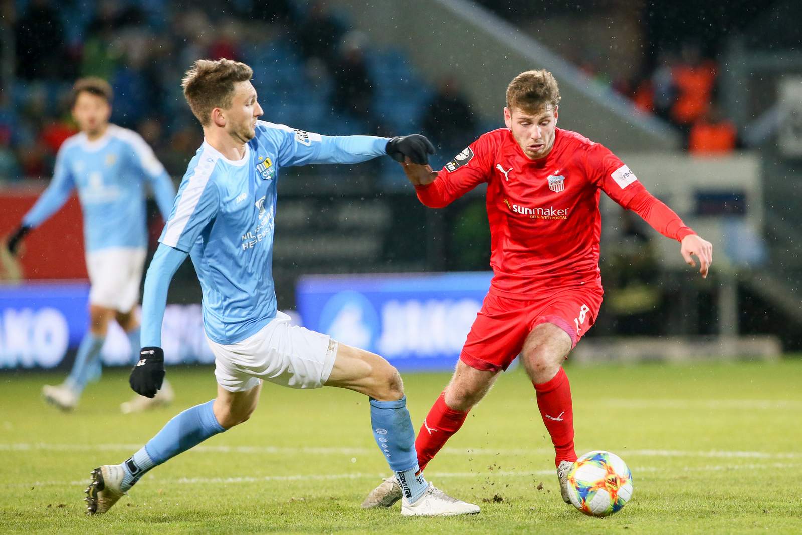 3. liga, chemnitzer fc, matti langer, fsv zwickau, leon jensen Chemnitz' Matti Langer (l.) gegen Zwickaus Leon Jensen.