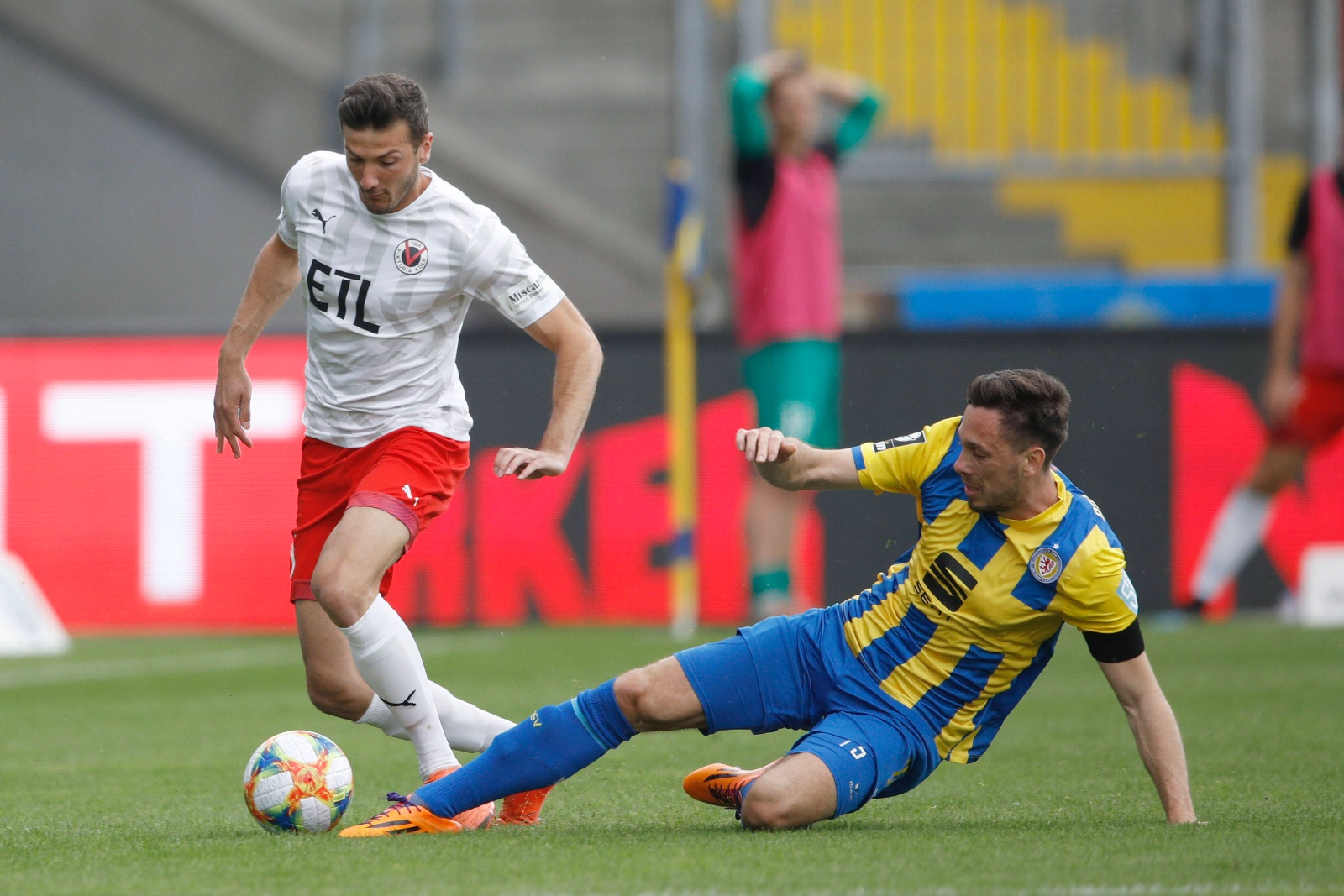 Patrick Koronkiewicz, Marcel Bär, Viktoria Köln, Eintracht Braunschweig, 3. liga Patrick Koronkiewicz gegen Marcel Bär