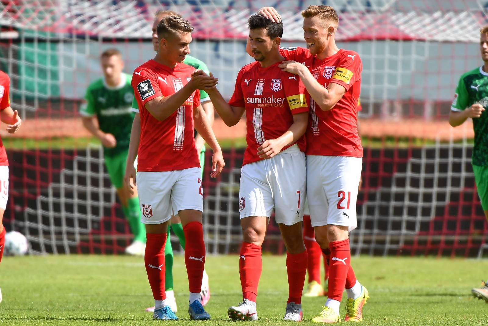 Julian Derstroff, Fabian Menig, Julian Guttau, HFC, 3. Liga Julian Derstroff, Fabian Menig und Julian Guttau vom HFC