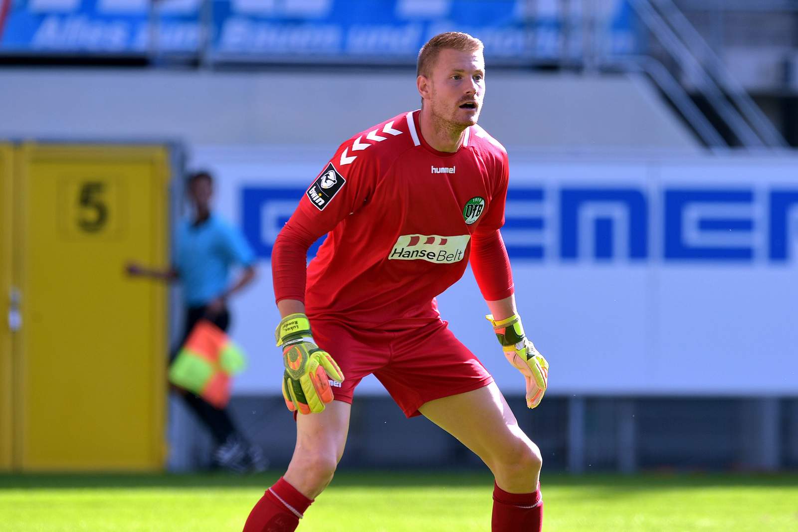 Lukas Raeder im Test gegen Paderborn.
