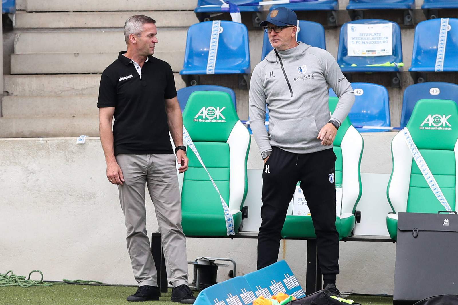 3. liga, 1. fc magbdeugr, mario kallnik, thomas hoßmang Mario Kallnik (l.) und THomas Hoßmang.