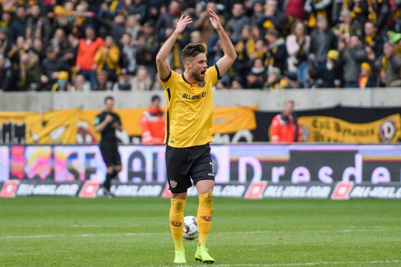 2. bundesliga, dynamo dresden, niklas kreuzer Niklas Kreuzer im SGD-Dress.
